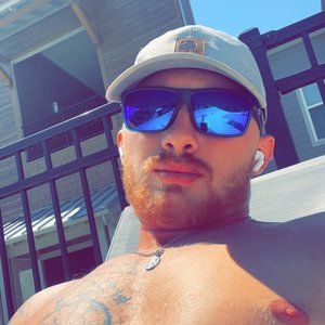 Meet your Posher, Collin